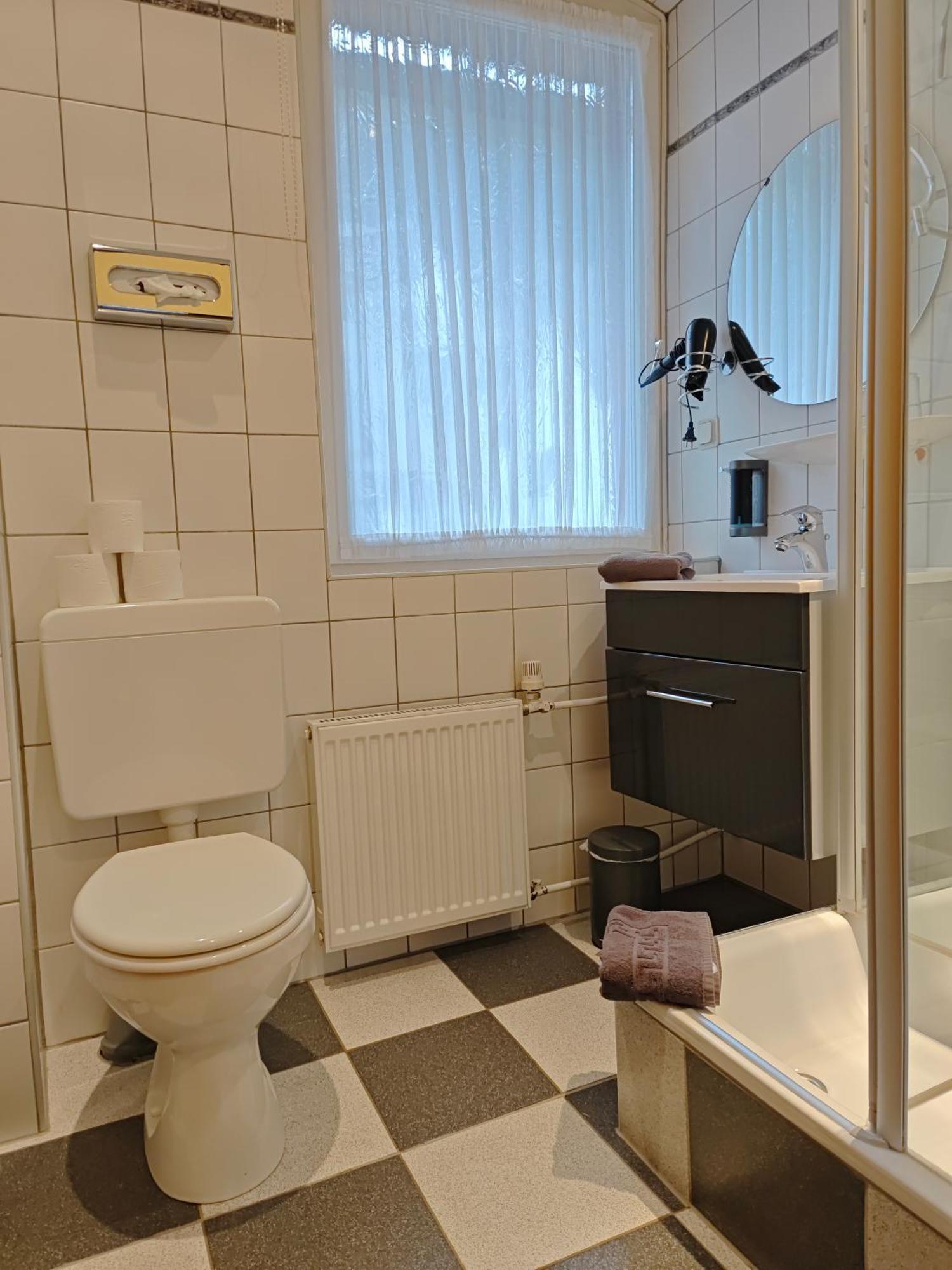 Apartments Zur Alten Post Inkl Meinecardplus فيلنغن المظهر الخارجي الصورة